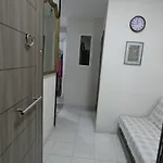 Hostel Rooster