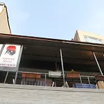 Hostel Rooster