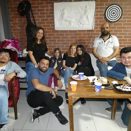 Hostel Rooster Izmir